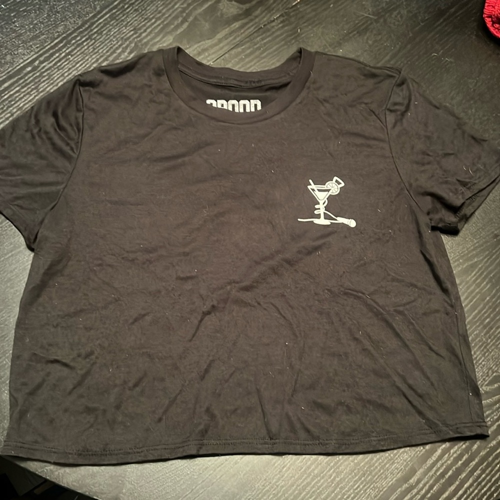 2Pood cropped tee. Small.